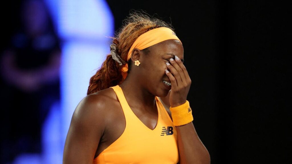 Medios invaden privacidad de Coco Gauff tras explotar por perder en el Australian Open