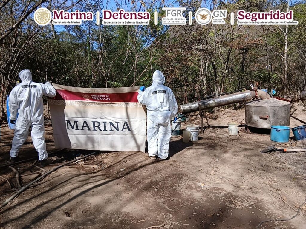 Federales hallan narcolaboratorios en Durango, Sinaloa y Michoacán