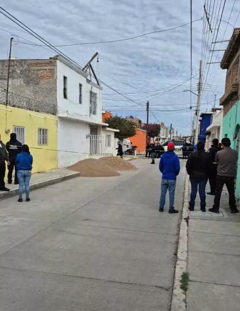 Perdió la vida adulto mayor al caer de la azotea de un segundo piso