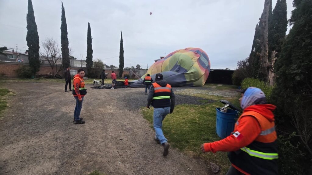 Percances de globos aerostáticos: Aterrizan de emergencia por mal clima
