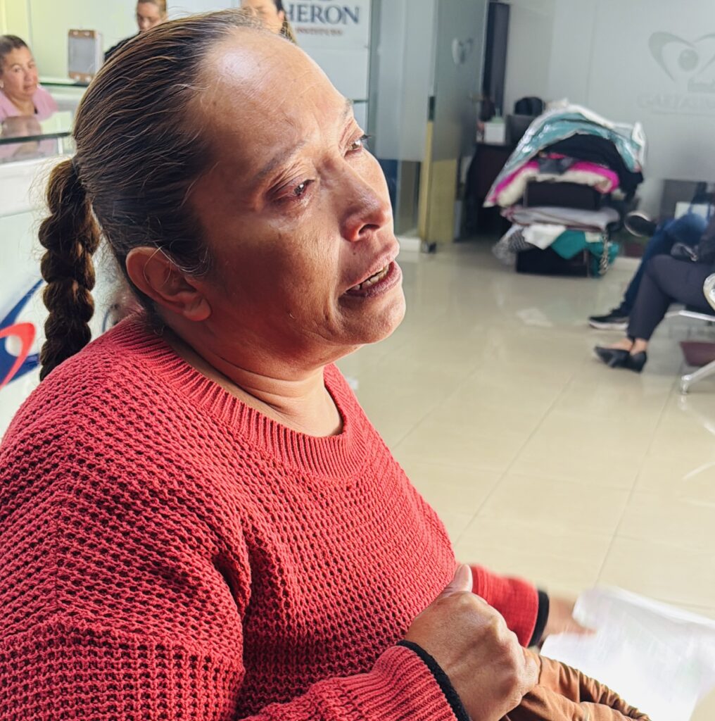 Una prótesis, una esperanza: la lucha de una familia por volver a caminar sin dolor