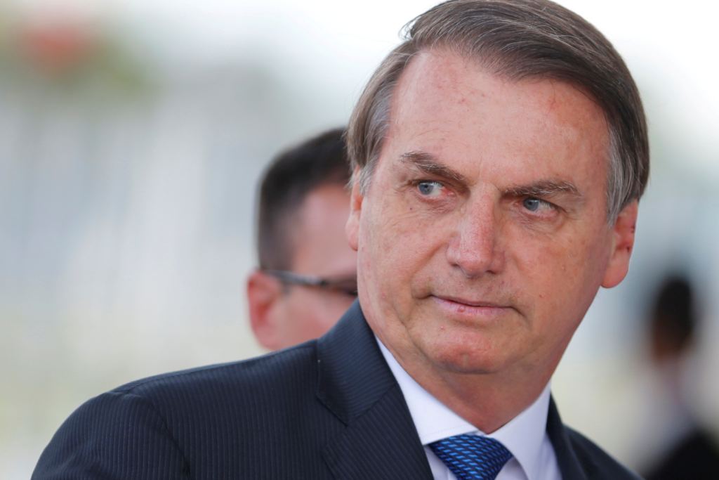 Bolsonaro se cayó en su celda y se golpeó la cabeza con un mueble