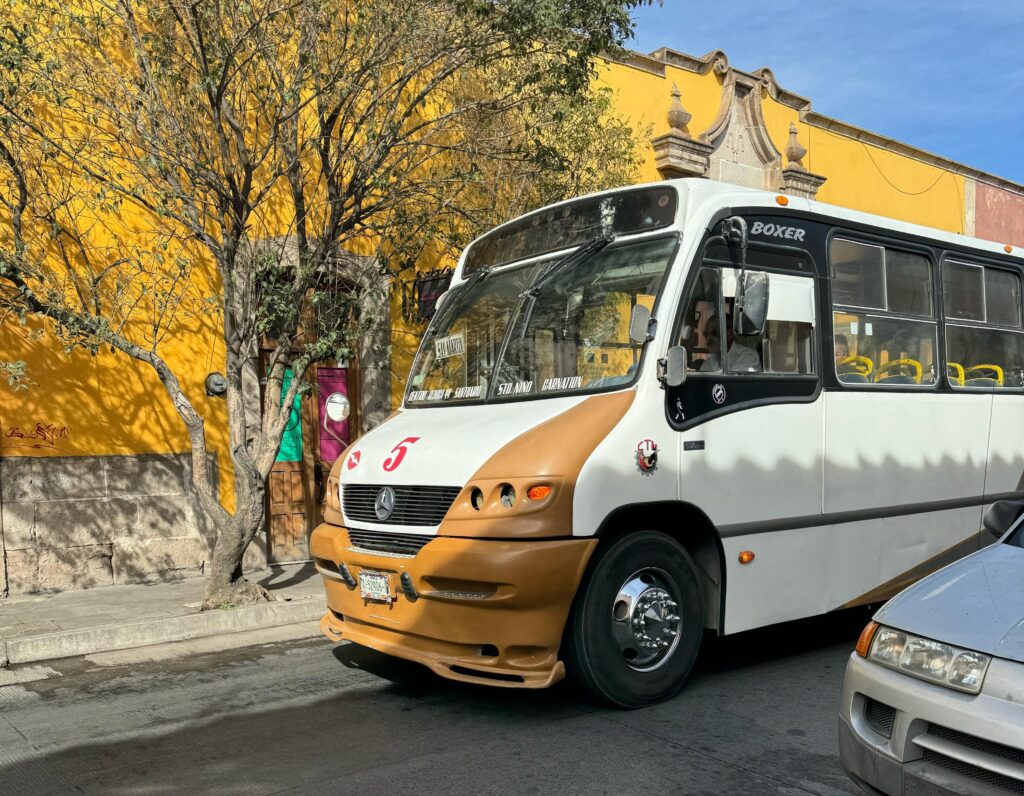 Transporte en Durango tendrá botón de pánico digital: atenderá robos, acoso y emergencias.