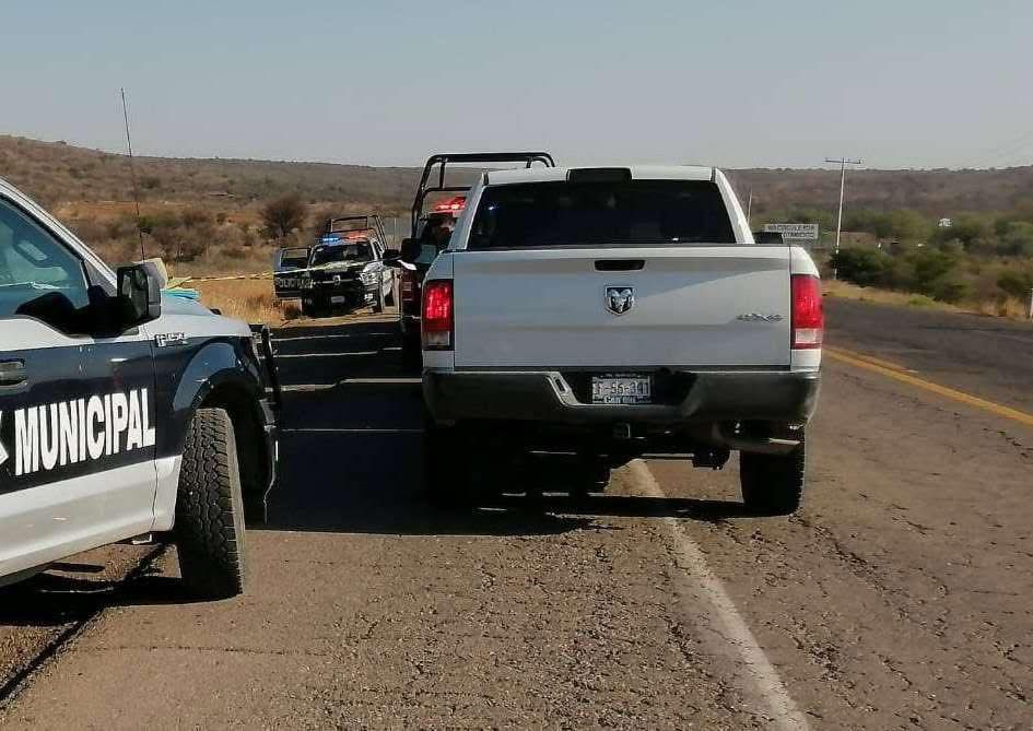 Robo a mano armada deja sin vehículo a conductor en carretera Parral–Chihuahua