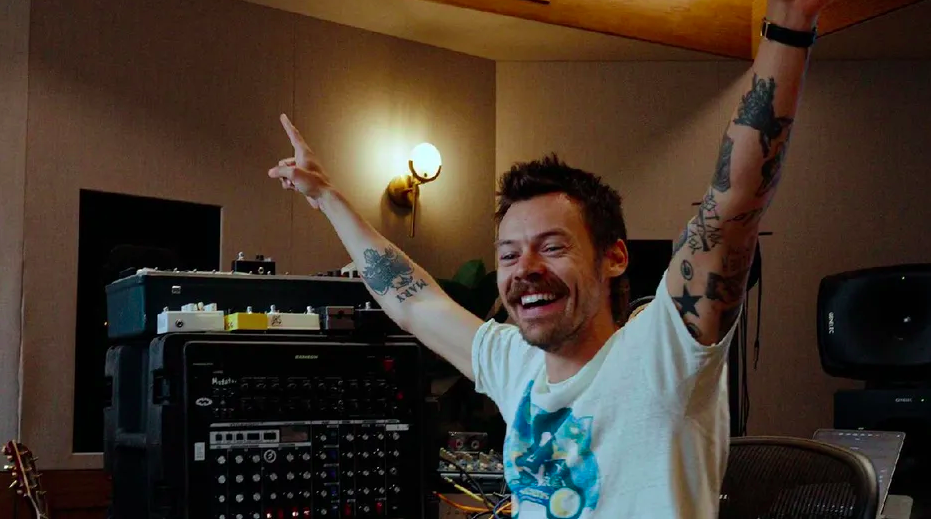 Harry Styles sorprende a sus seguidores con nueva canción