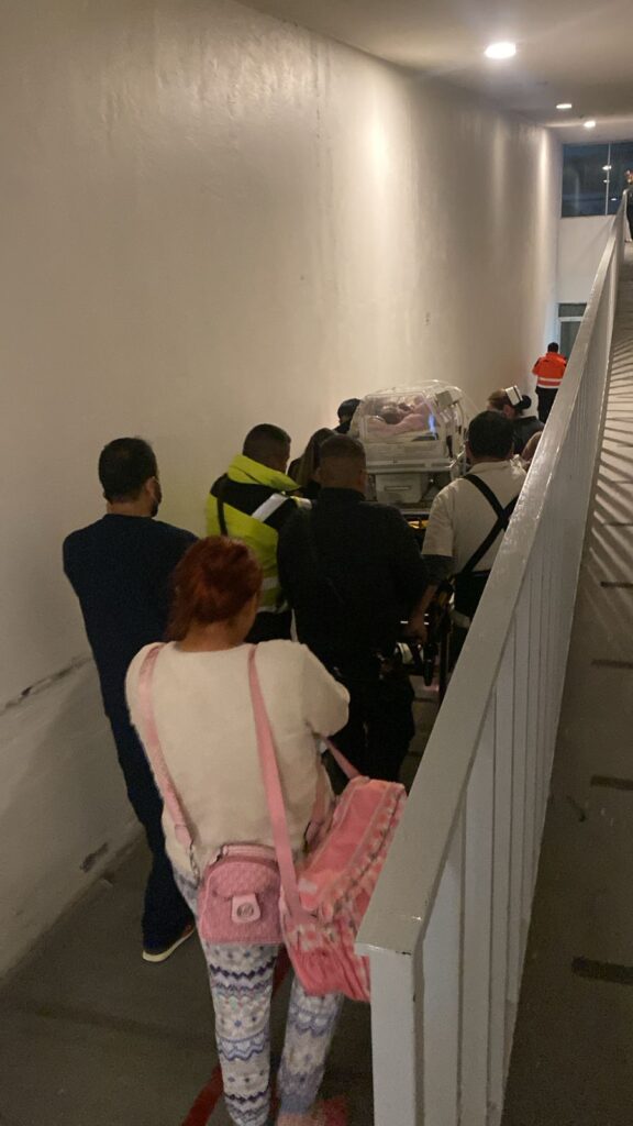 ¡Trasladan de urgencia! a bebé de 3 meses de Santiago a Durango