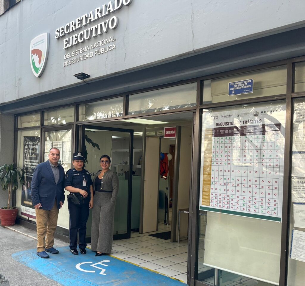 Titular de la SSP en gira de trabajo en la capital del país por la Estrategia Nacional de Seguridad