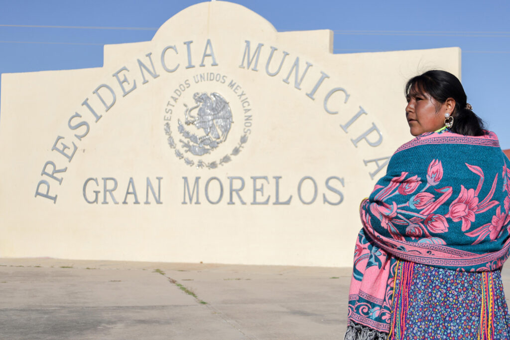 Gobierno del Estado de Chihuahua Apoya a Familias Indígenas con Alimentos y Ropa Invernal