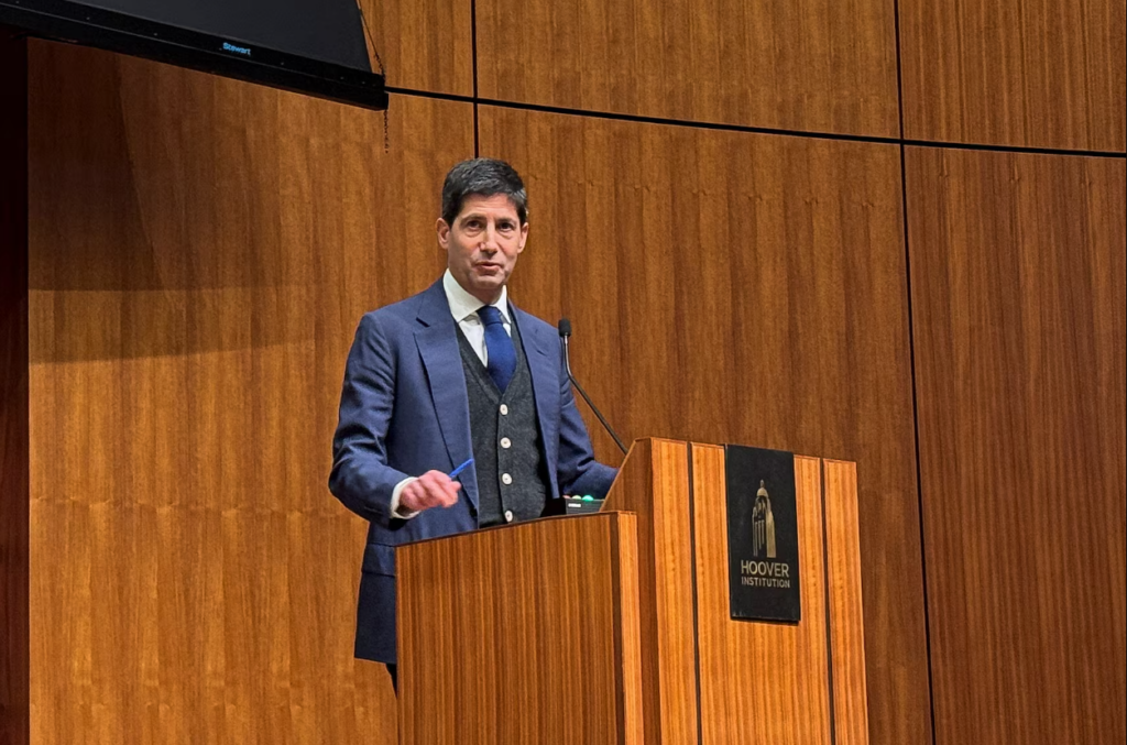 Trump nomina a Kevin Warsh para liderar la Reserva Federal