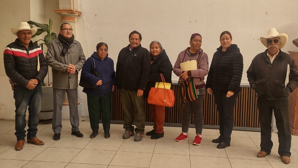 Apoyan a Adultos Mayores con trámites de Jubilación y Pensión Americana