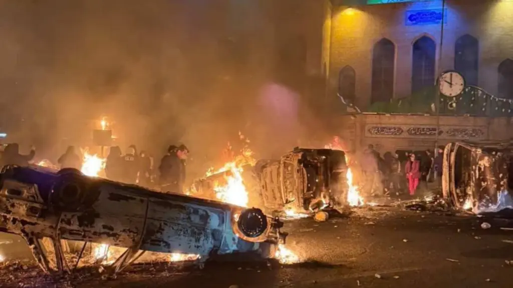 Irán inicia 2026 con miles de detenidos y cientos de fallecidos