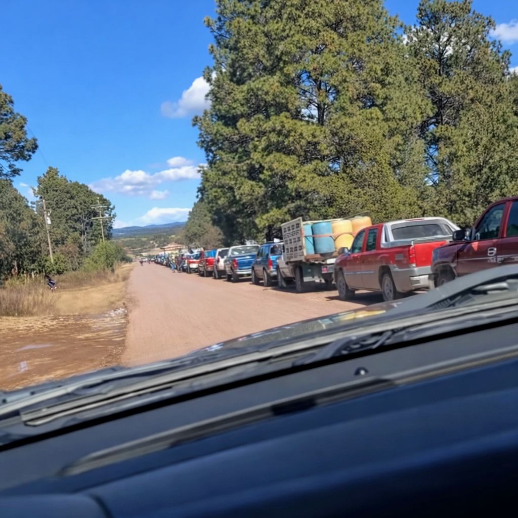Enormes Filas para Gasolina en Atascaderos