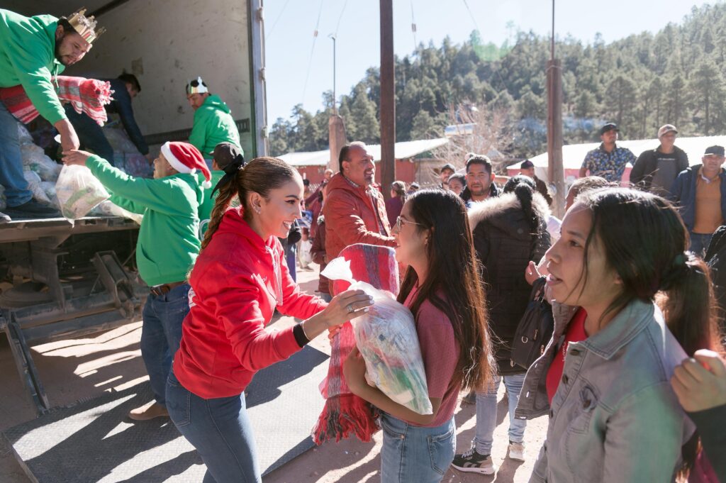 Comunidades de Guanaceví reconocen el acompañamiento permanente de Marisol y Esteban en la sierra de Durango