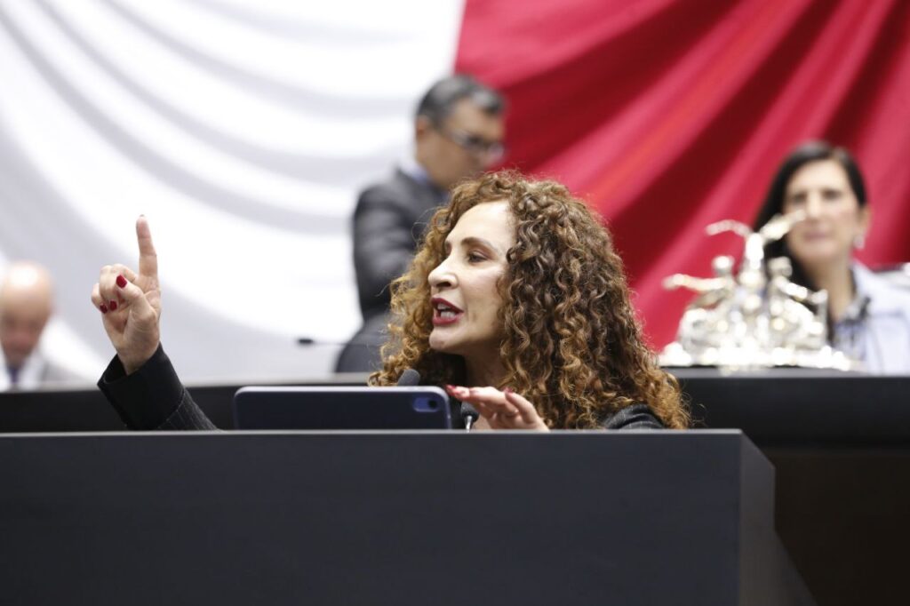 PAN alerta por gusano barrenador y propone reformar la Ley de Salud ante plagas zoonóticas