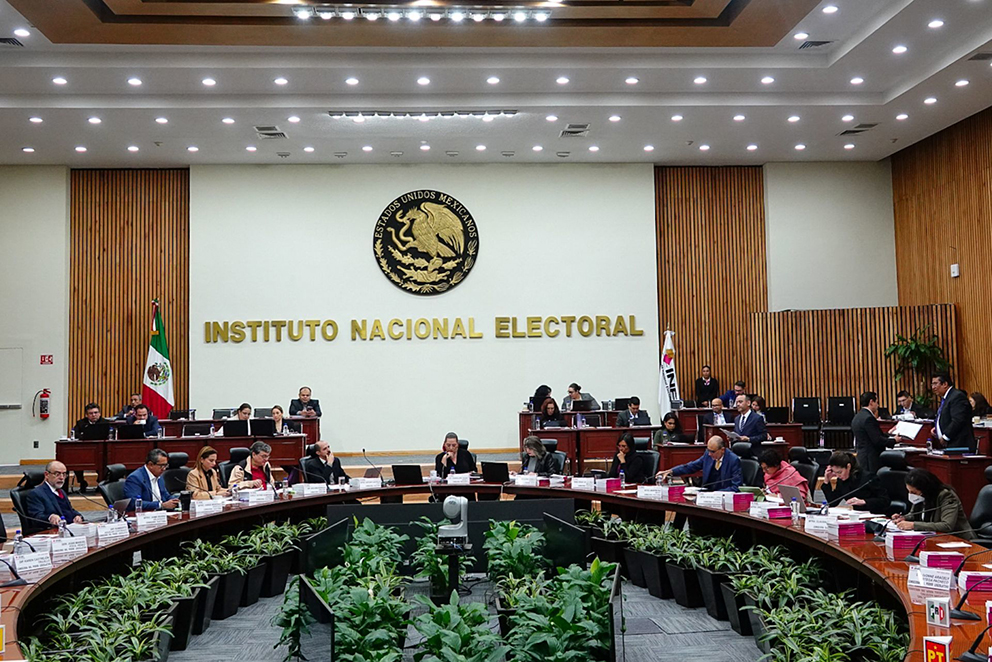INE propone reforzar control financiero en campañas para evitar lavado de dinero