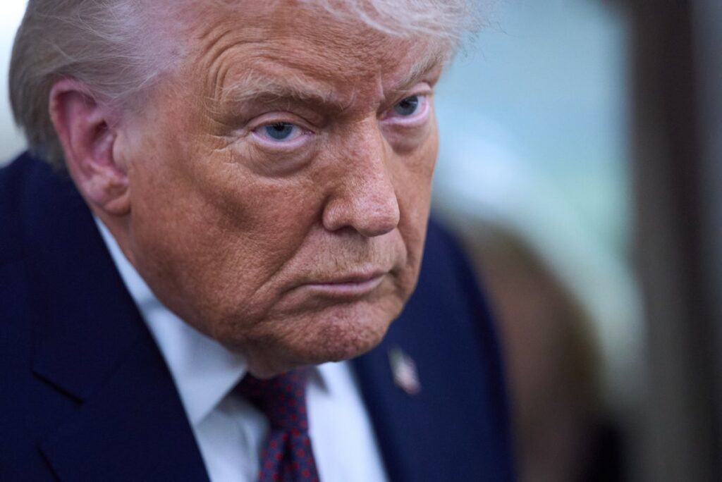 Trump culpa a autoridades tras muerte de hombre en operativo del ICE en Minnesota