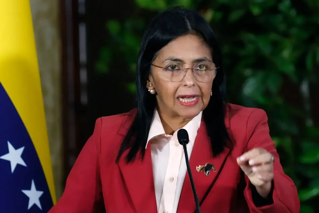 Delcy Rodríguez asume la presidencia interina tras la captura de Nicolás Maduro