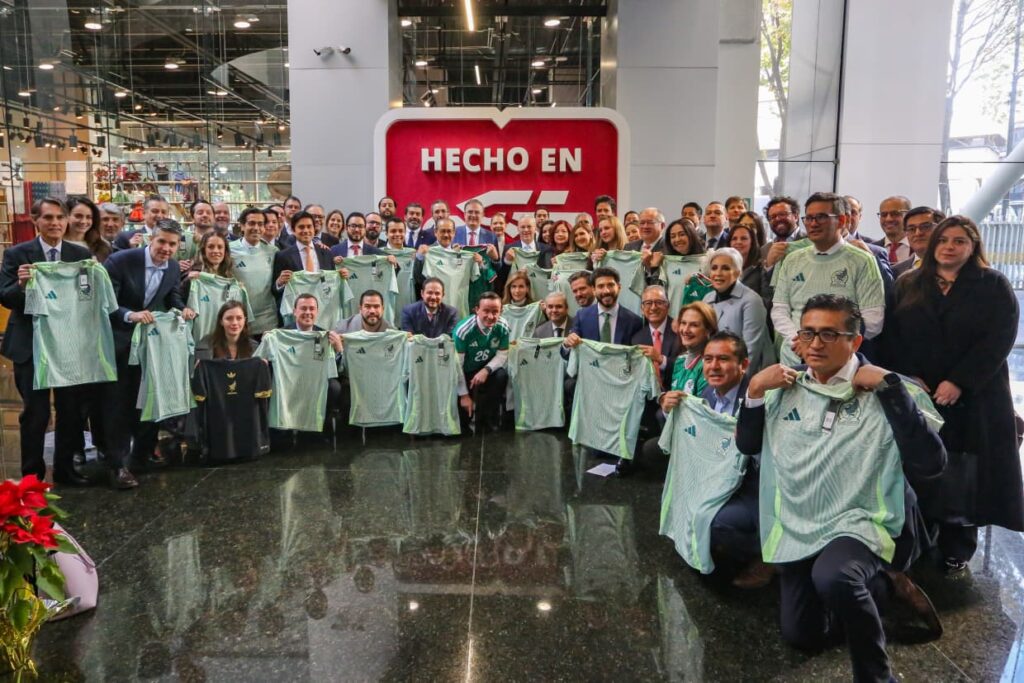 Lanzan campaña para impulsar productos nacionales rumbo al Mundial 2026