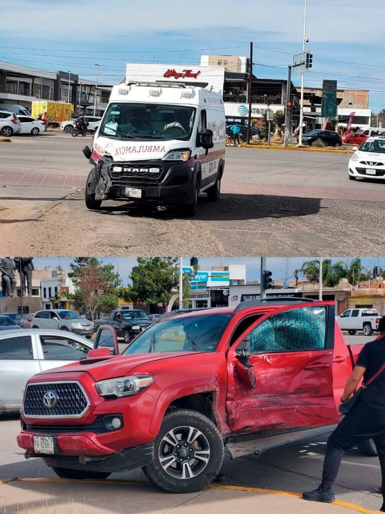 Ambulancia choca en el trayecto a atender a una persona que sufrió caída