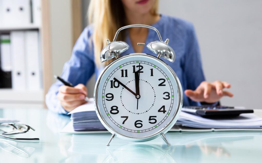 Horas extra en México: límites y pago según la Ley Federal del Trabajo