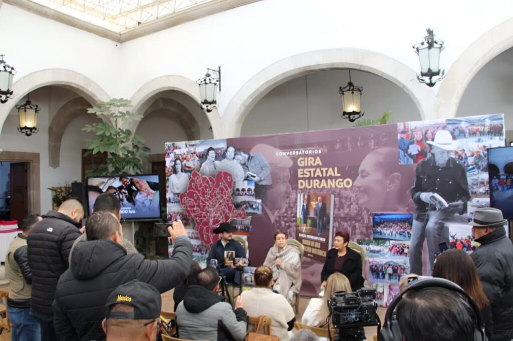 Libro de Claudia Sheinbaum recorre los 39 municipios de Durango
