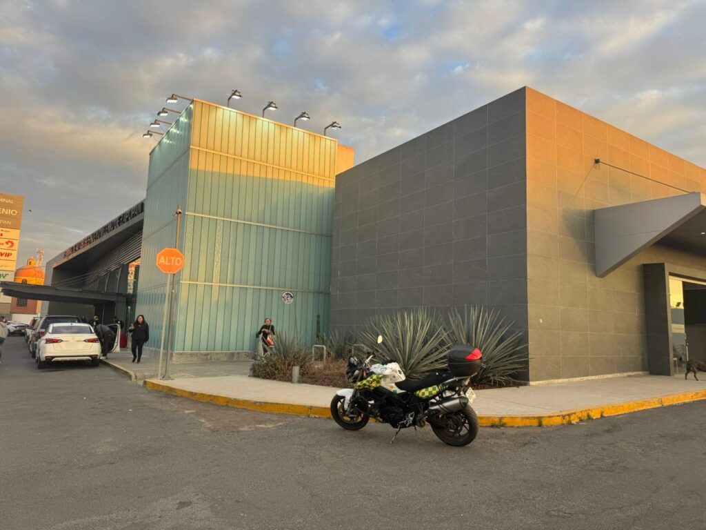 Aplica SETRAN más de 2 mil 400 infracciones viales en centrales camioneras de Jalisco