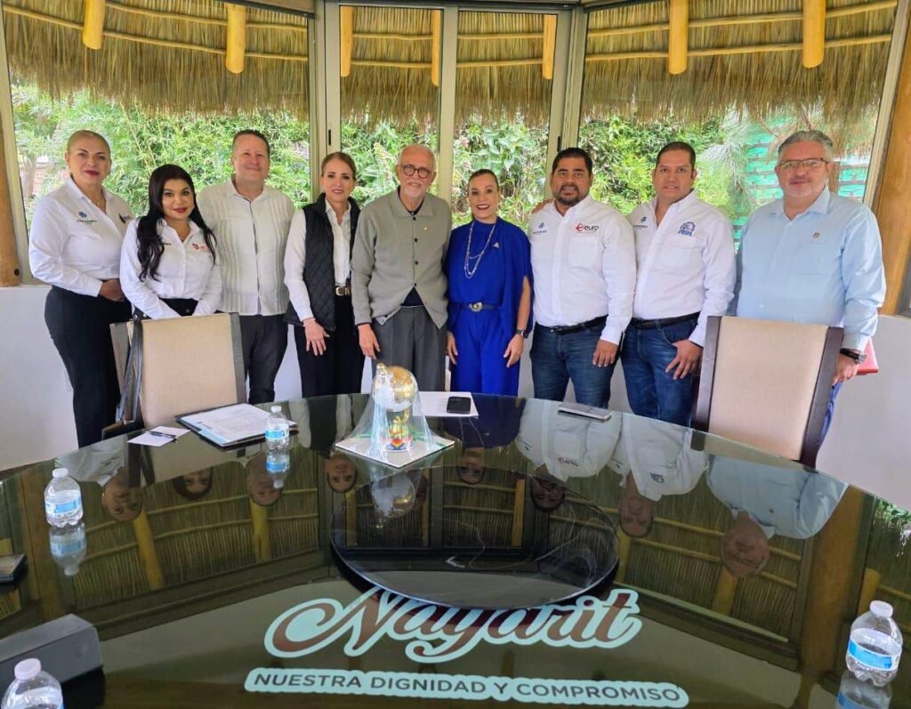 El gobernador del estado, Miguel Ángel Navarro Quintero, sostuvo una reunión de trabajo con representantes de la COPARMEX Nayarit