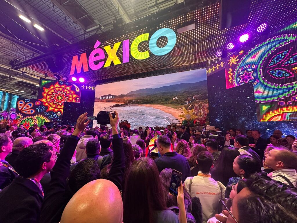 El arte wixárika de Nayarit brilla en la inauguración del Pabellón México en FITUR