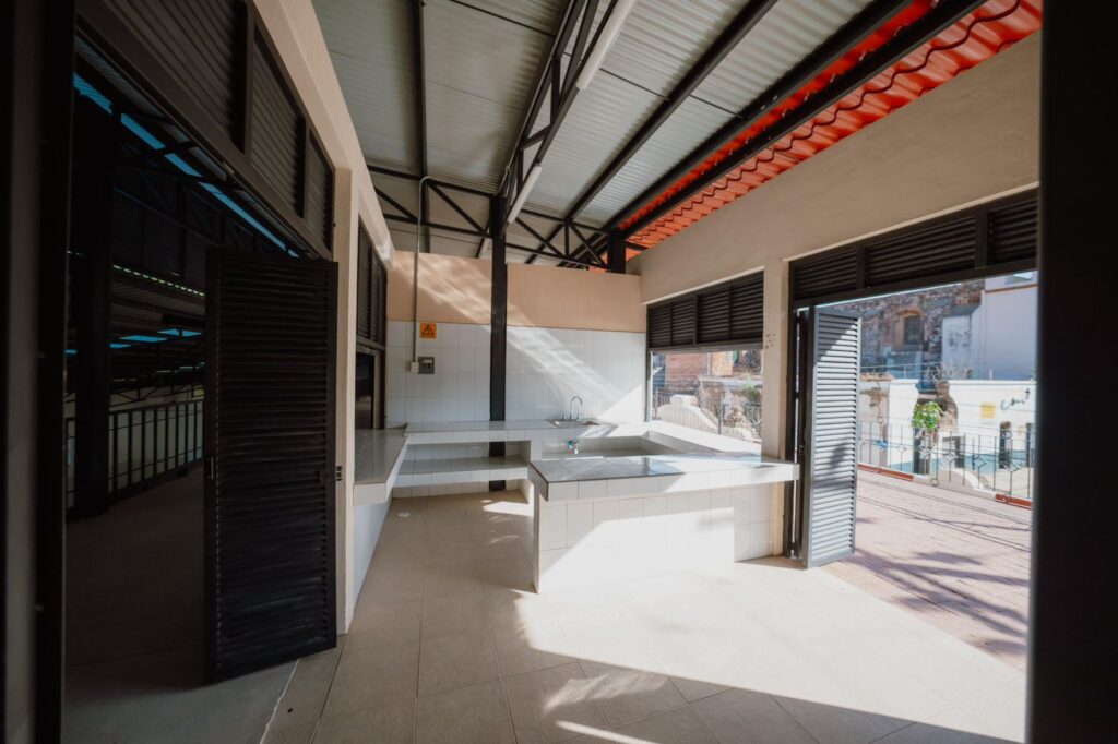 Concluye rehabilitación del mercado Aldama en Ahuacatlán