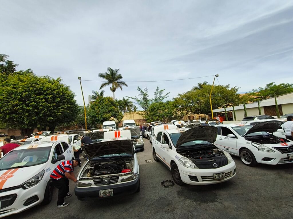 Inicia Operativo de Verificación Vehicular 2026 para taxis en Nayarit
