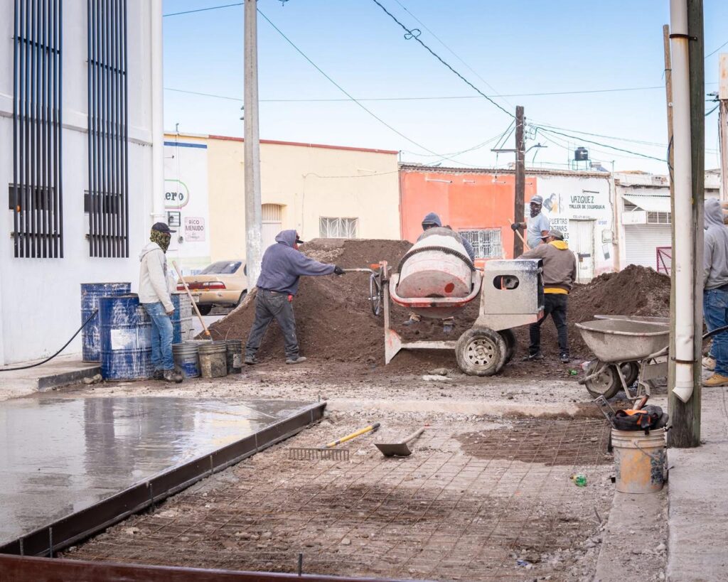 Inician trabajos de pavimentación en Tepehuanes, mejor movilidad y vialidad