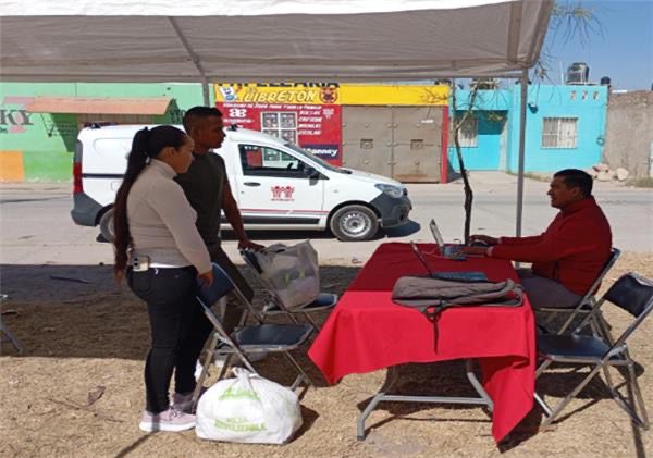 INFONAVIT ofrece congelamiento de pagos y soluciones para deudores en ferias en Durango