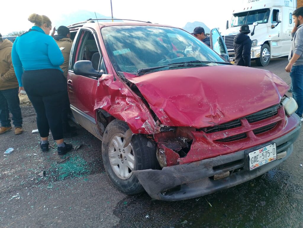 Accidente múltiple deja seis lesionados en la carretera Francisco Zarco