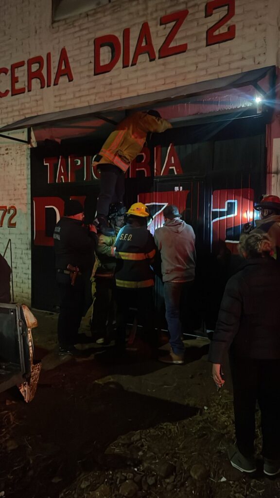Encontraron sin vida dentro de su tapicería al propietario