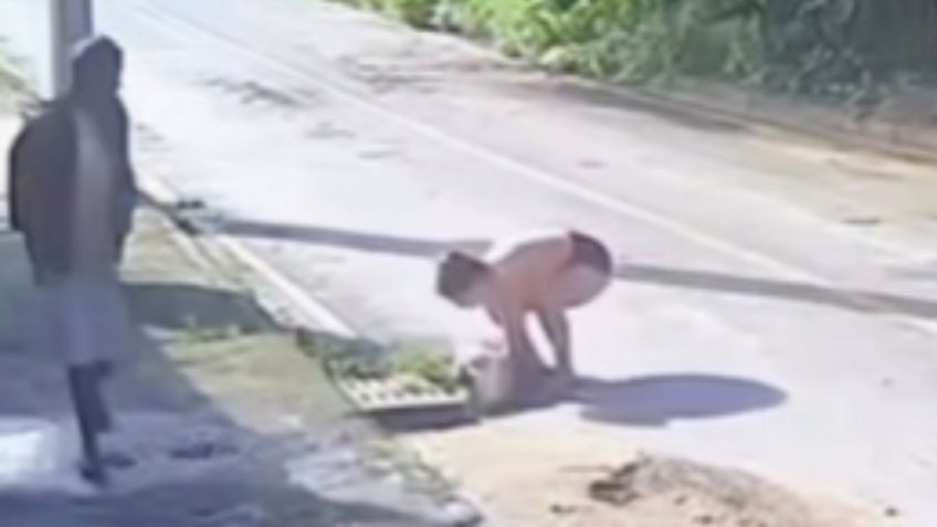 VIDEO: Padres tiran a su bebé recién nacida en una alcantarilla