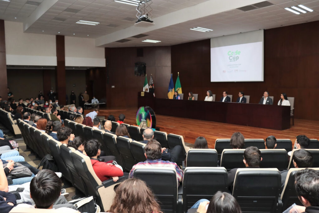 Presentan “CodeCup 2026”, hackatón que buscará soluciones tecnológicas para movilidad, turismo y seguridad rumbo al Mundial