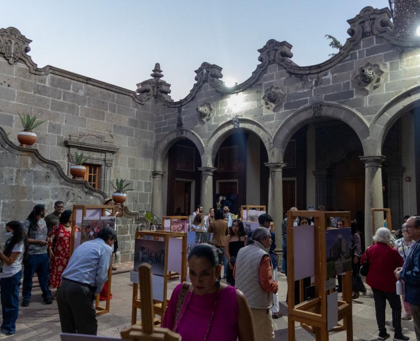 Inauguran en Casa Zuno la galería “Memoria viva. 100 años de la Universidad de Guadalajara”