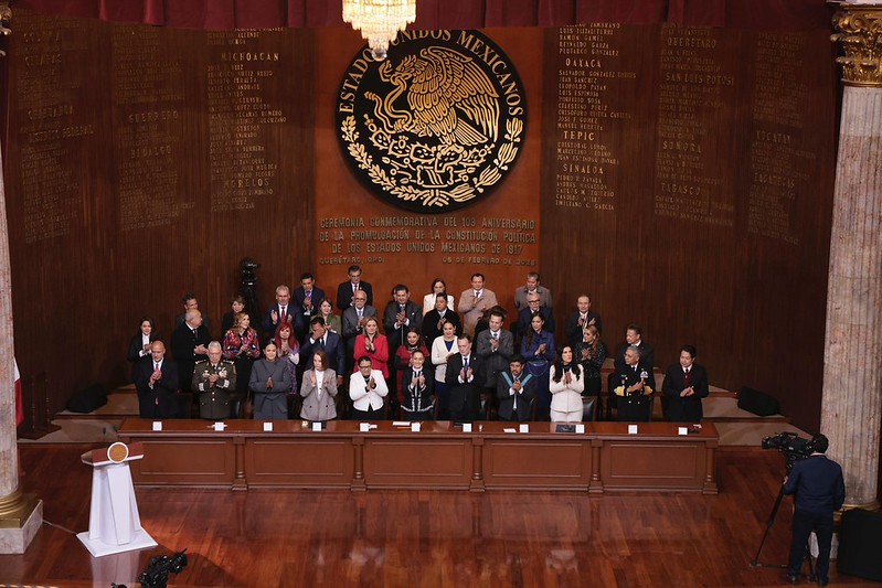Pablo Lemus asiste a conmemoración del 109 aniversario de la Constitución de 1917 en Querétaro