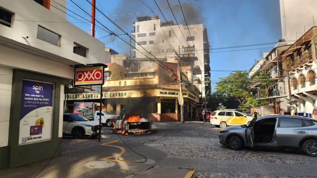 Violencia y bloqueos en Jalisco tras operativo donde murió “El Mencho”