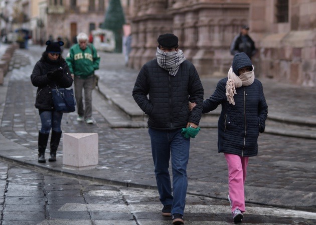 Frente frío 37 deja lluvias intensas y heladas este 24 de febrero