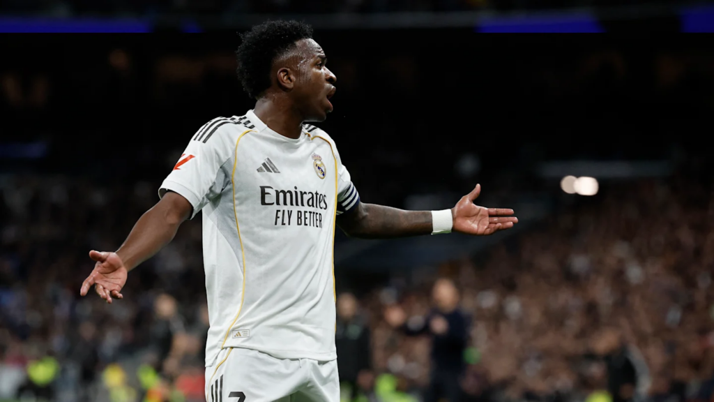 El Real Madrid golea a la Real Sociedad y presiona al Barcelona