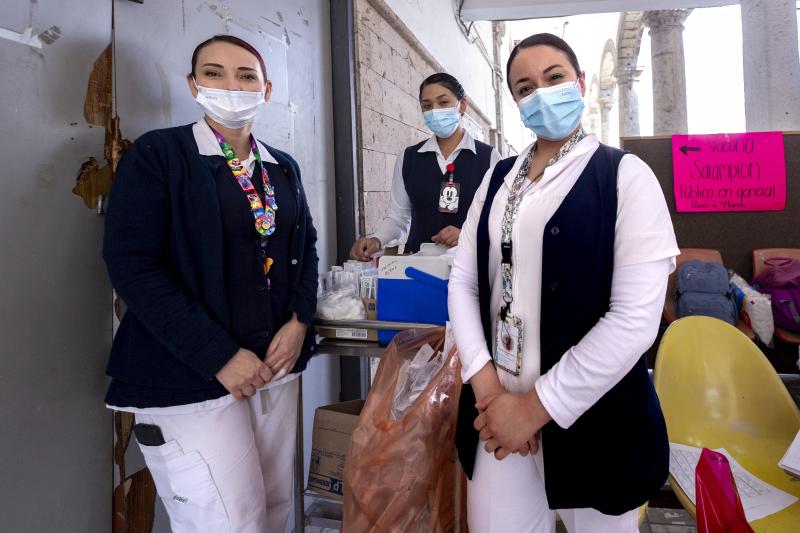Hospitales Civiles de Guadalajara abren módulos gratuitos de vacunación contra el sarampión