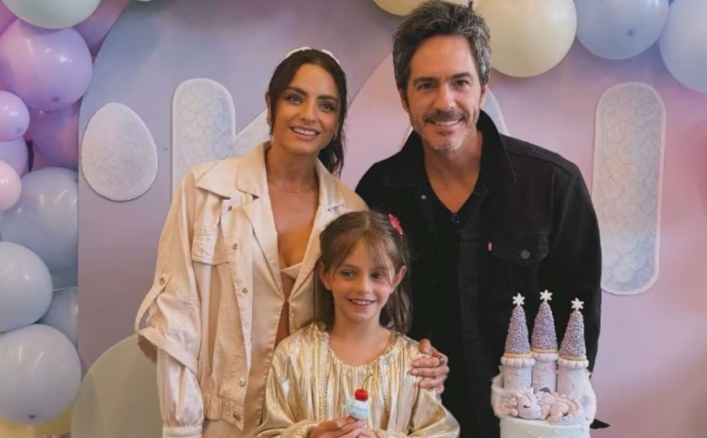 Aislinn Derbez y Mauricio Ochmann celebraron los 8 años de Kailani