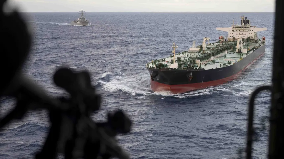 EU captura petrolero en el océano Índico que evadió bloqueo en el Caribe