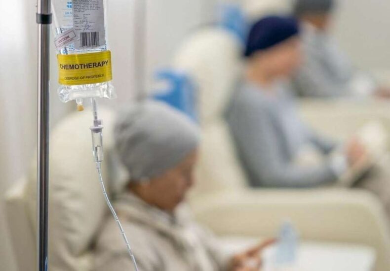 4 de cada 10 cánceres podrían prevenirse al reducir tabaco y alcohol, alerta la OMS