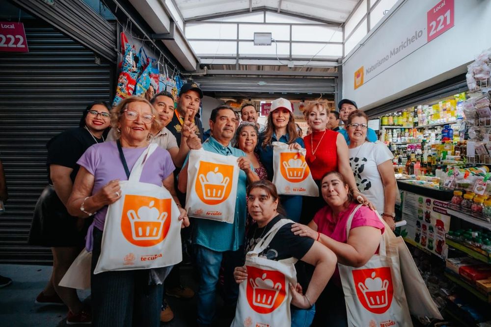 Entrega Verónica Delgadillo rehabilitación del Mercado Herrera y Cairo