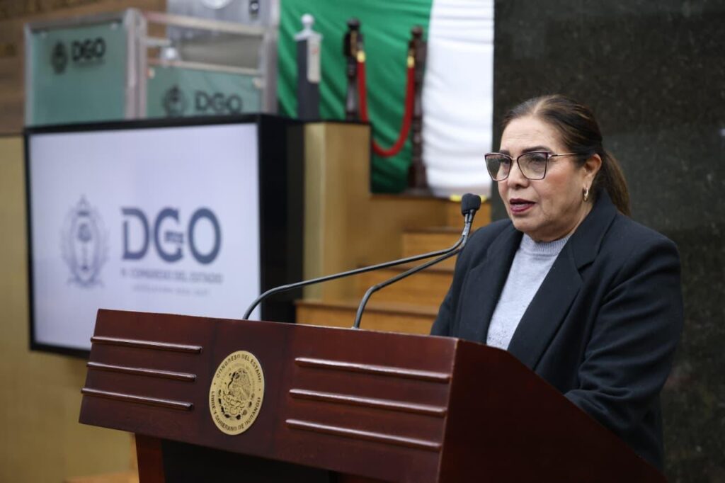 Proponen mobiliario escolar para estudiantes zurdos en escuelas de Durango