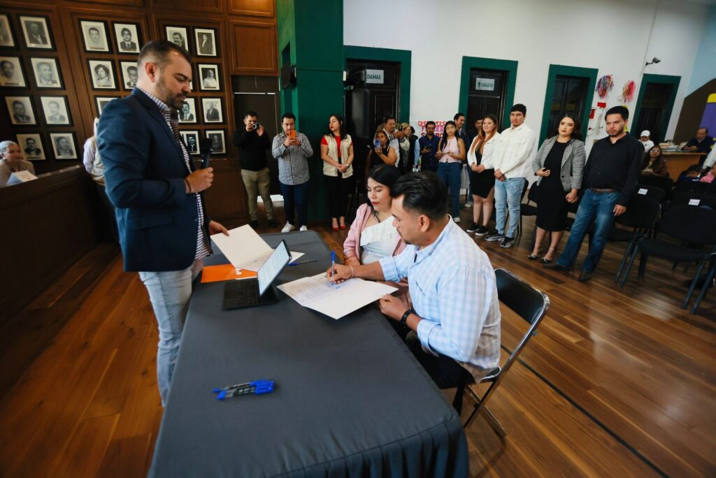 Tlajomulco ofrece matrimonios y registros gratuitos para dar certeza jurídica a las familias