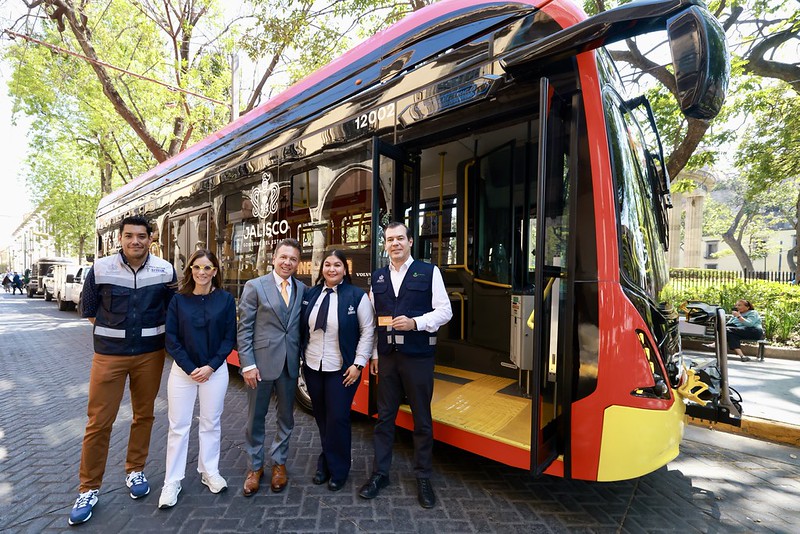 Incorpora Jalisco autobuses eléctricos Volvo a la Ruta 3 de Mi Transporte Tren Ligero