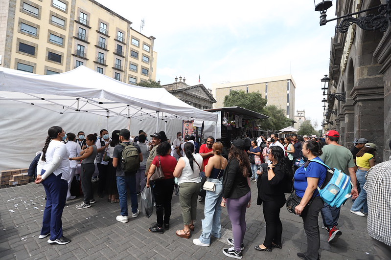 Más de 250 mil jaliscienses se vacunan contra el sarampión durante jornada intensiva de fin de semana